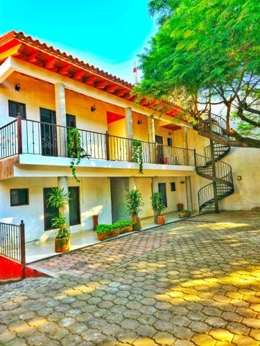 Casa Flores Inn in Tepoztlan