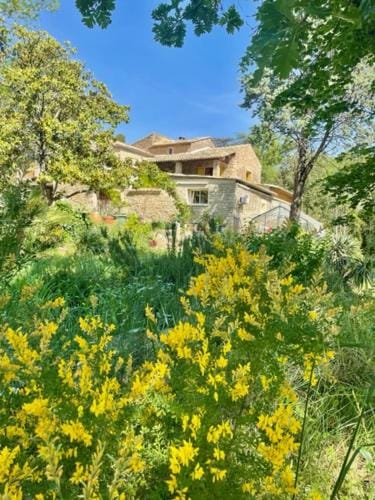 Le Viel Sabran Hotel in Provence-Alpes-Côte d'Azur