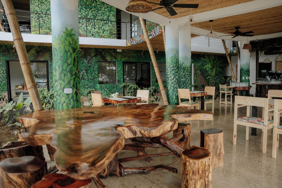 Bonding Coffee Roaster Cafe & Hotel Hotel in Quepos