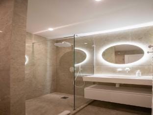 Nice 2 bed flat - Hyper centre St Tropez Hotel in Saint-Tropez
