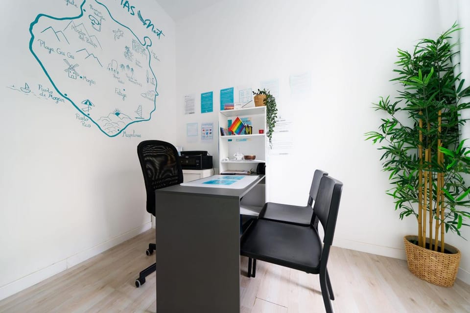 Hostel Las Palmas by Youroom Hostel in Las Palmas de Gran Canaria