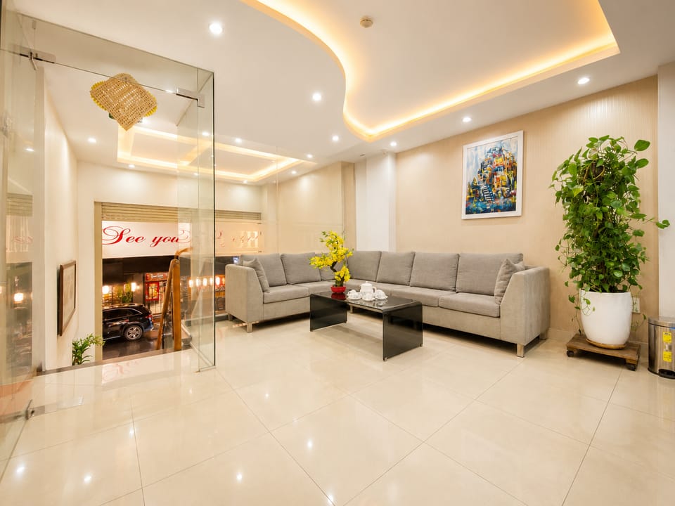 Thu Ha Airport Hotel Hotel in Ho Chi Minh City
