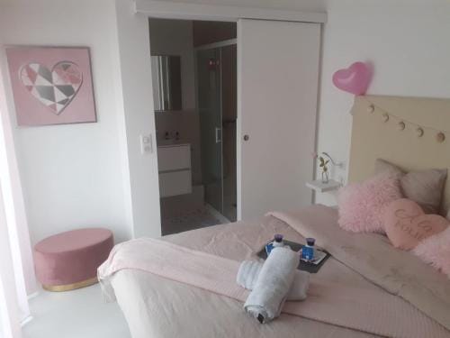 Love Room Romantique Hotel in Île-de-France