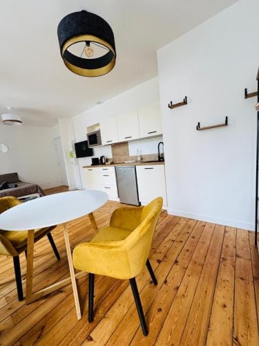 Residence des Quais - Centre ville - Wifi - Netflix Hotel in Quimper