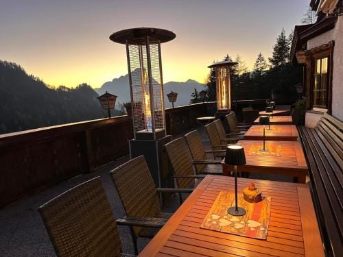 Veitenhof im Kaisertal, nur nach 30 minutigem Spaziergang erreichbar, only after 30 minutes walk rea Inn in Kufstein