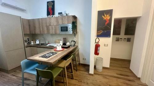 Suite Stay Napoli Rooms and Apartment Hotel in Naples