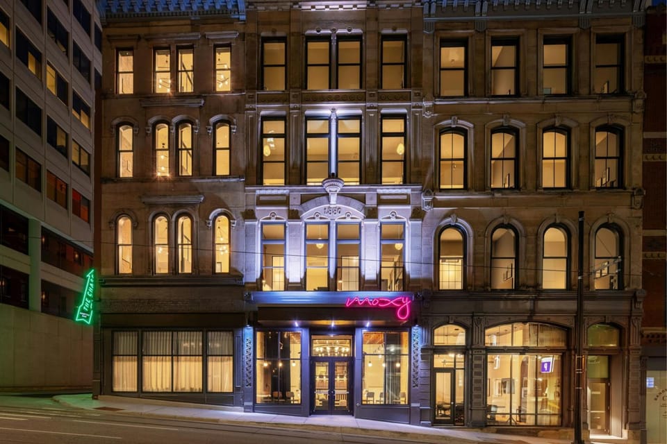 Moxy Cincinnati Downtown Hotel in Cincinnati
