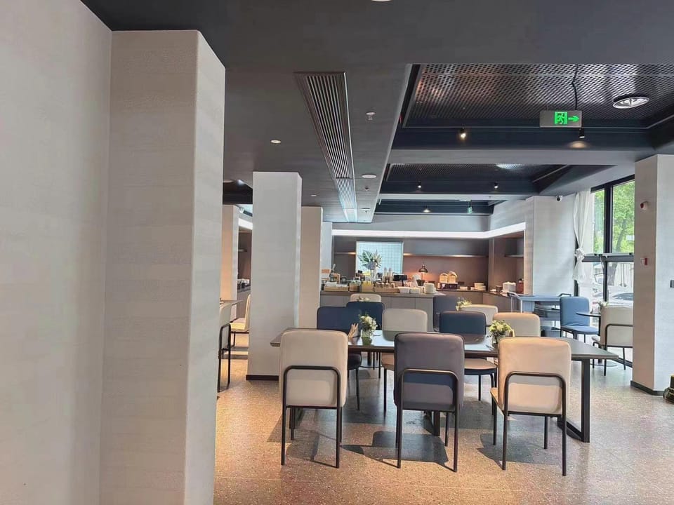 Huzhou Dongwu Intime Fenghuang Road Light Hotel Hotel in Suzhou