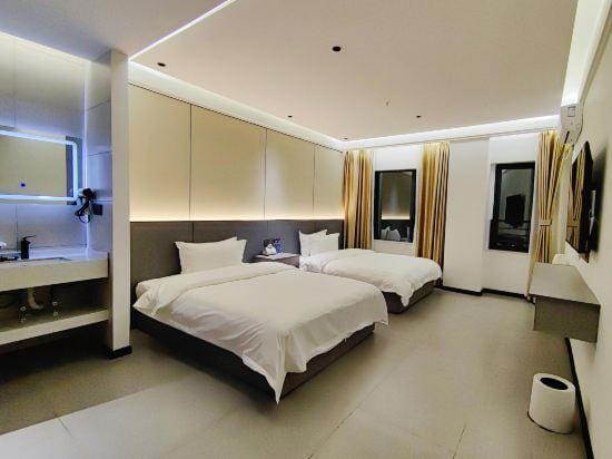 The Glory Hotel Hotel in China