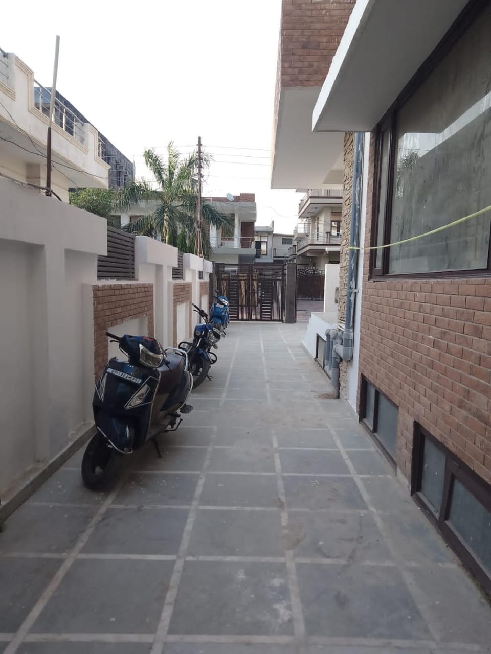 Guestlo Stays Hotel in Noida