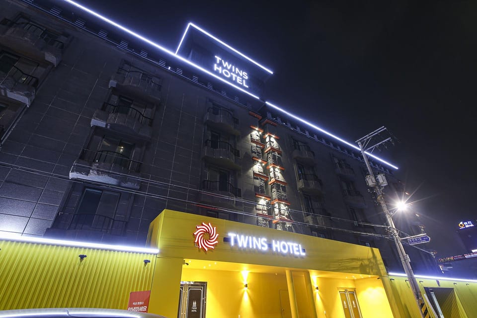 Iksan Twins Hotel Motel in South Korea