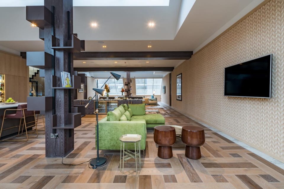 Bar/lounge