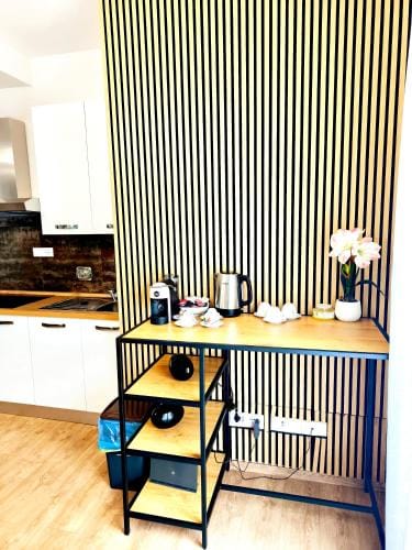 Appartamento "Laghetto 1" con tre camere e bagni privati cucina in condivisione Hotel in Emilia-Romagna