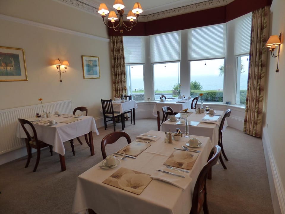 Douglas Park Guest House Hotel in Scotland