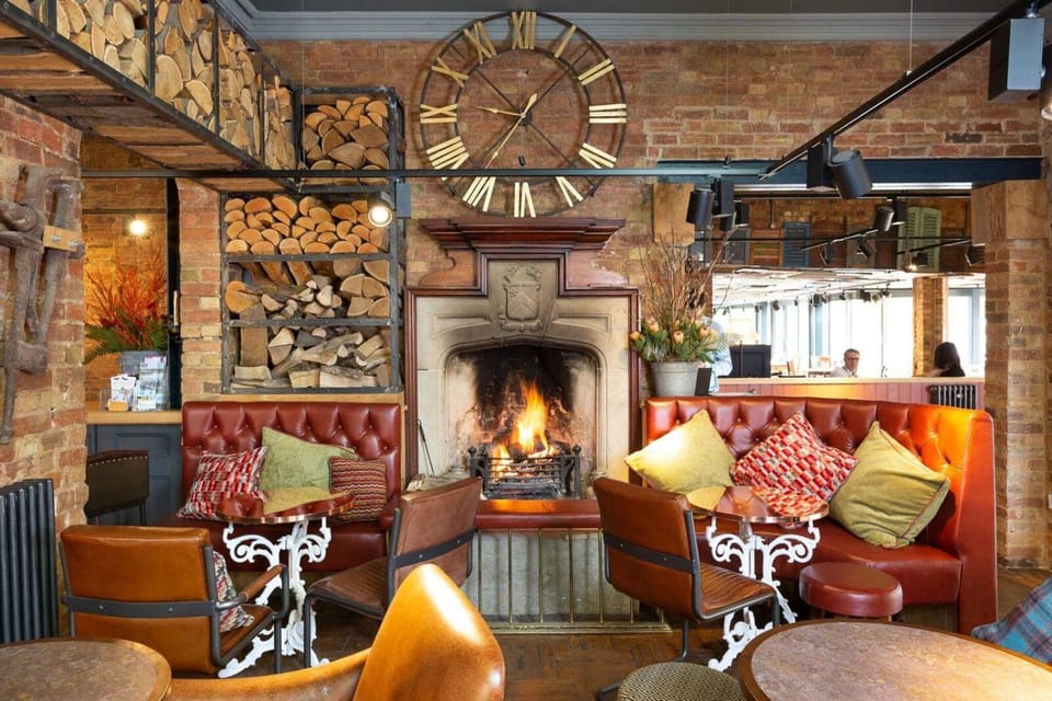 d'Parys Hotel in Bedford