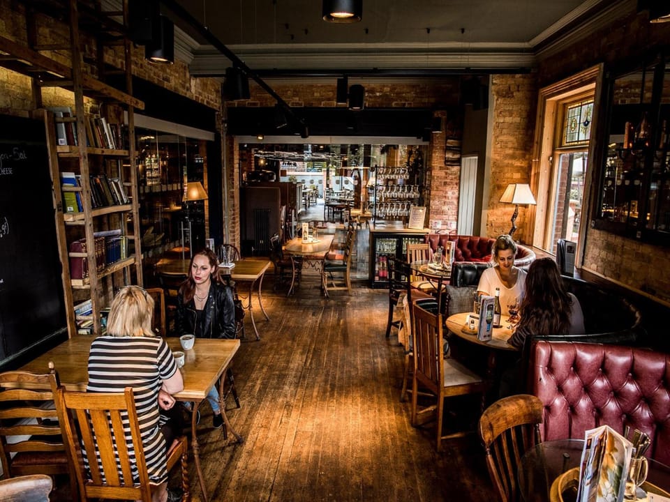 d'Parys Hotel in Bedford