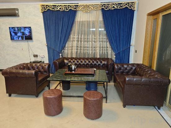 kunlunjiudian Hotel in Lahore