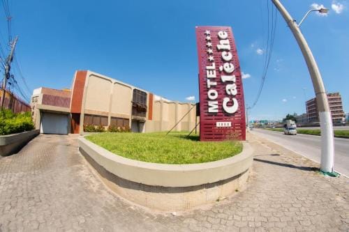 Motel Caleche Hotel in Duque de Caxias