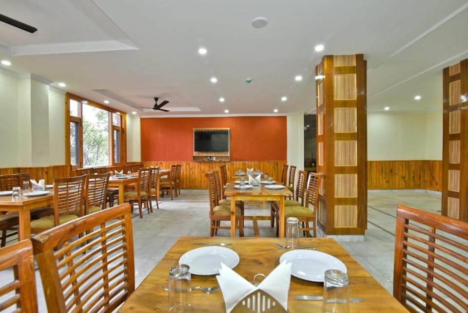 Hotel Ravine Hotel in Punjab, India