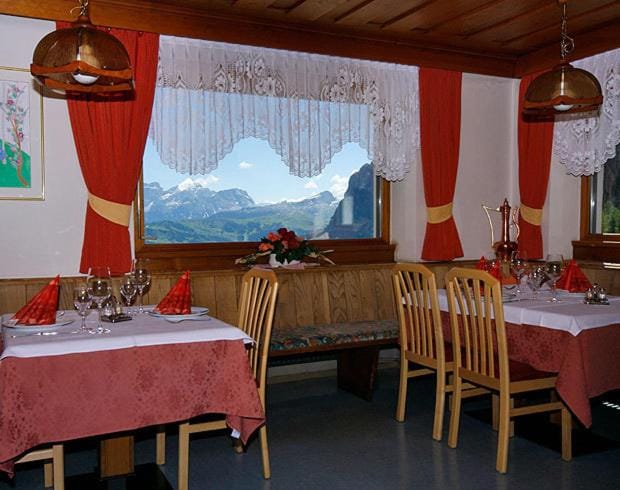 Alpin Hotel & Restaurant Frara Inn in Sëlva