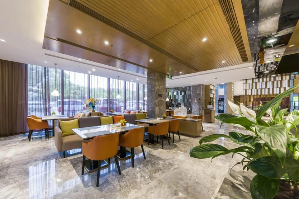 WASSIM Hotel Shanghai Tourism Resort Chuansha Metro Station Hotel in Shanghai