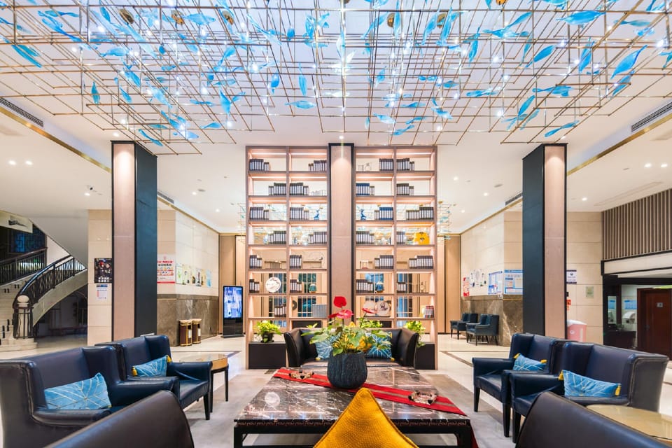 WASSIM Hotel Lishui High-Speed Railway Station Zijin Garden Hotel in Zhejiang