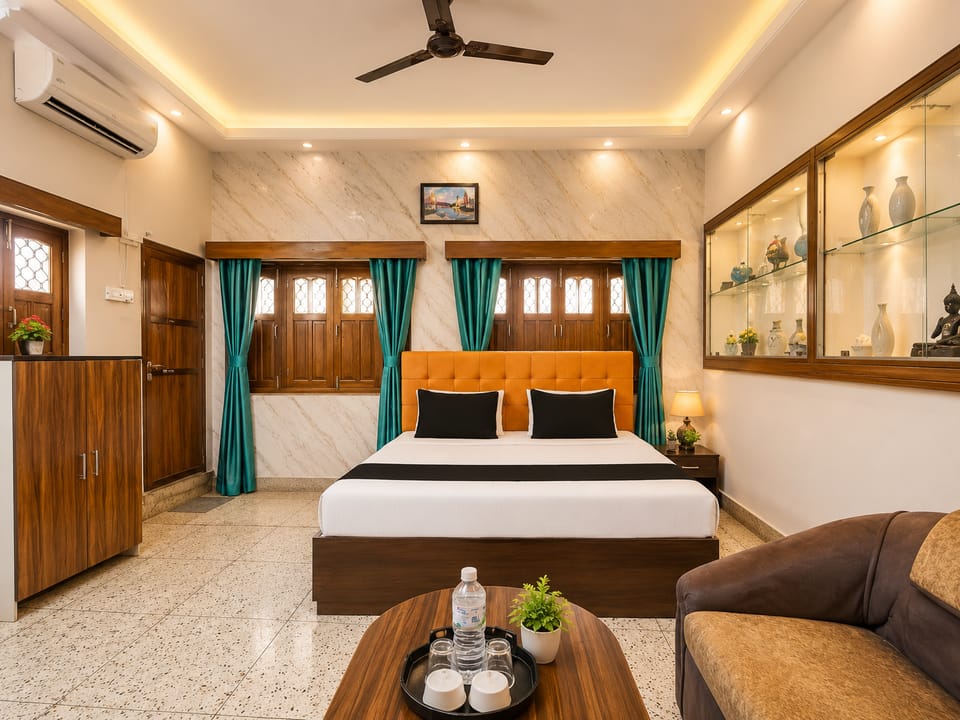 Bedroom