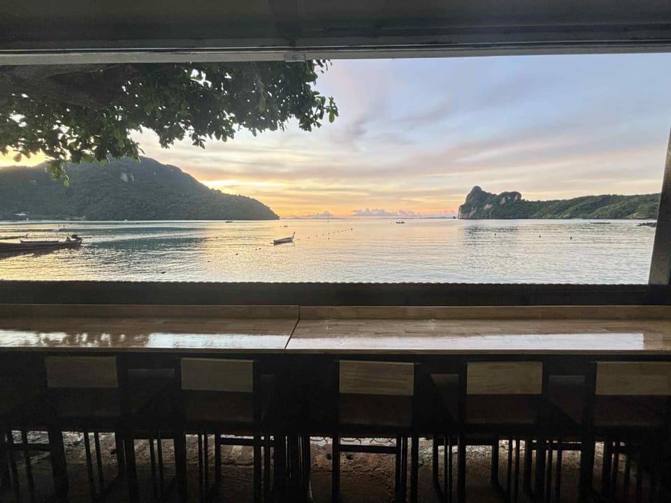 The One Hostel Phi Phi Island Resort in Krabi Changwat