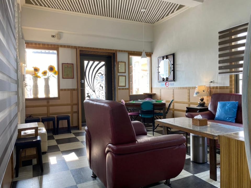 Sky Blue Sea B&B Hotel in Kaohsiung