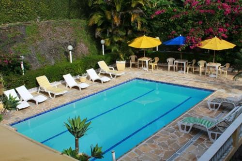 Morada Recanto das Flores Inn in Miguel Pereira