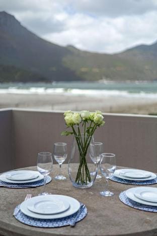 Bedroom  Family Apartment  Beach Club - HoutBay Hotel in Cape Town