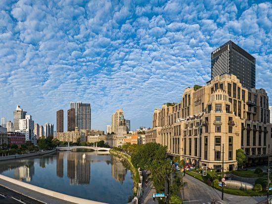 Serviced Residence at  Shanghai stadium Hotel in Shanghai