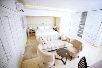Tranquil Oasis LTD Hotel in Lagos