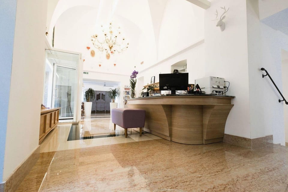 Hotel Corona Hotel in Lake Garda