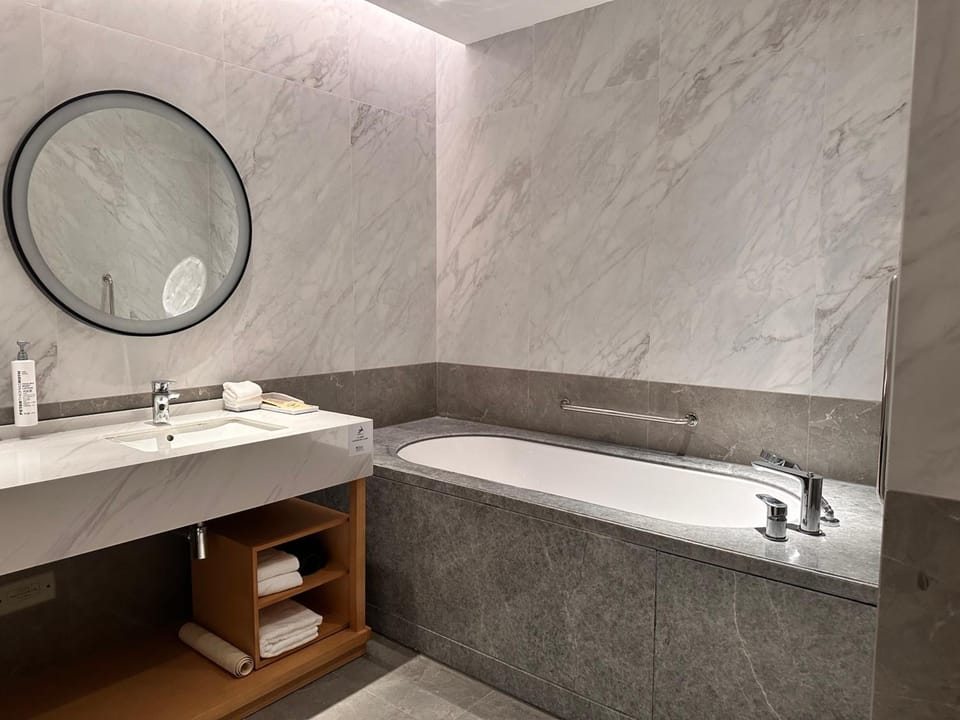 Hilton Garden Inn Danzhou Yangpu Hotel in Hainan