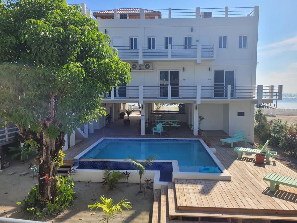 Ashton Court Belize Hotel in Belize District