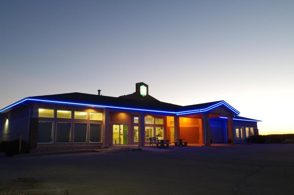Bay Hill Inns & Suites Inn in Manitoba