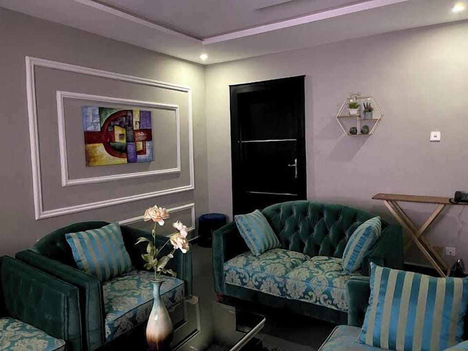 Royality Hill Apartment and Suites Hotel in Nigeria