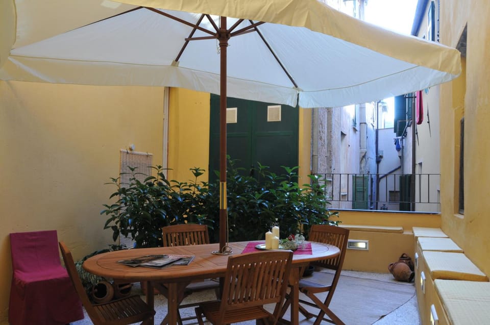 Casa Pagliano Hotel in Noli