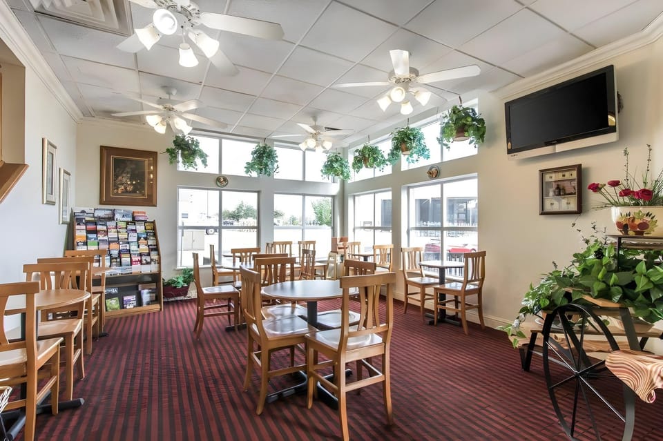 SAMIR Stay at NW Expressway Hotel in Oklahoma City