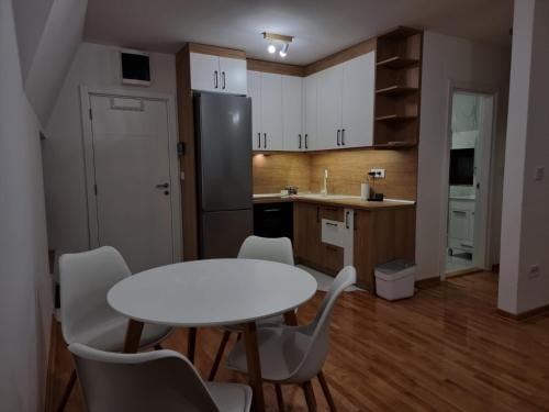 HedoNik Divcibare Lodge in Zlatibor District, Serbia
