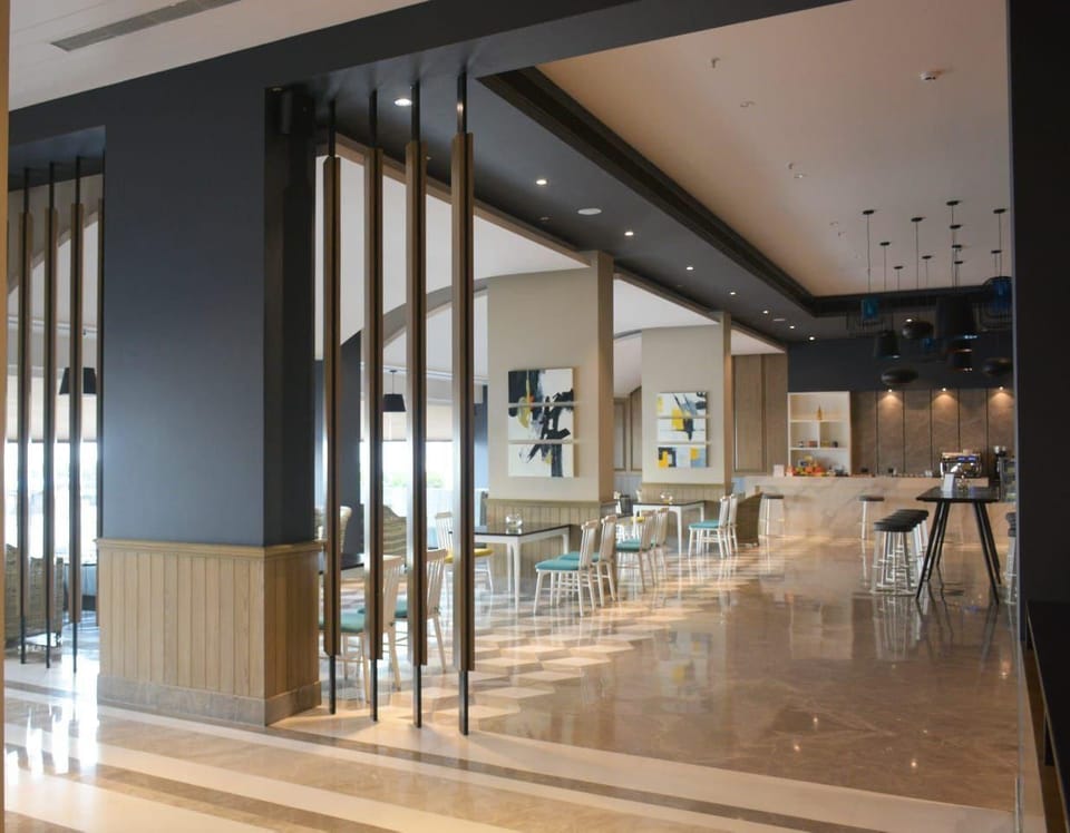 Evanthe Hotels Hotel in Lucknow