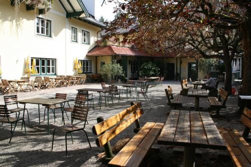 Gasthaus Uberfuhr Hotel in Berchtesgadener Land