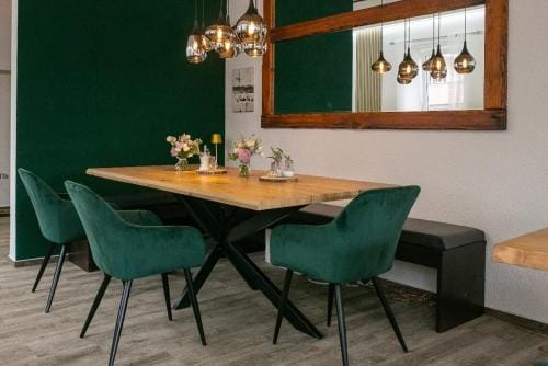 Gastehaus Cafe Heck Titisee Hotel in Titisee-Neustadt