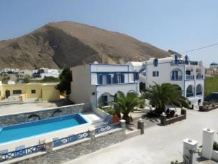 Aretousa Villas Apartment hotel in Perissa