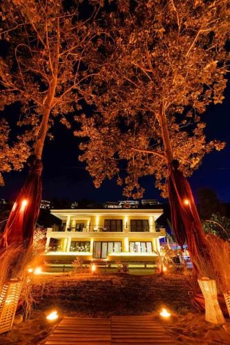 Blue Sea Suites Hotel in Halkidiki