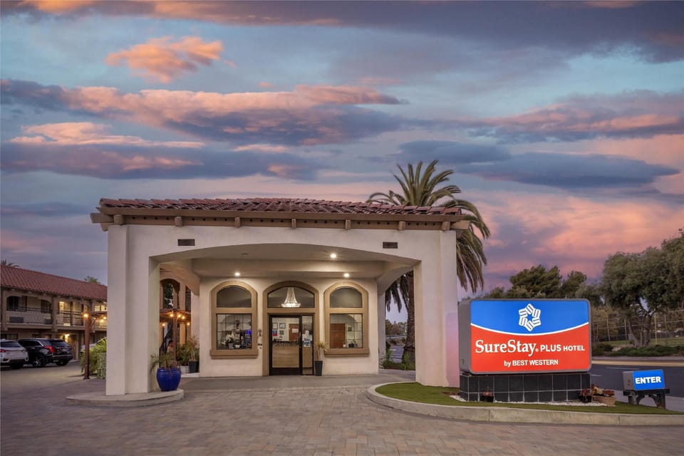 SureStay Plus by Best Western Santa Clara Silicon Valley Hotel in Santa Clara