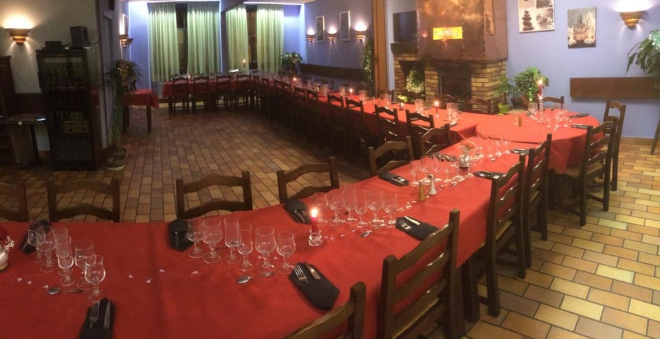 Hotel Restaurant L'AGAPANTHE Hotel in Auvergne-Rhône-Alpes