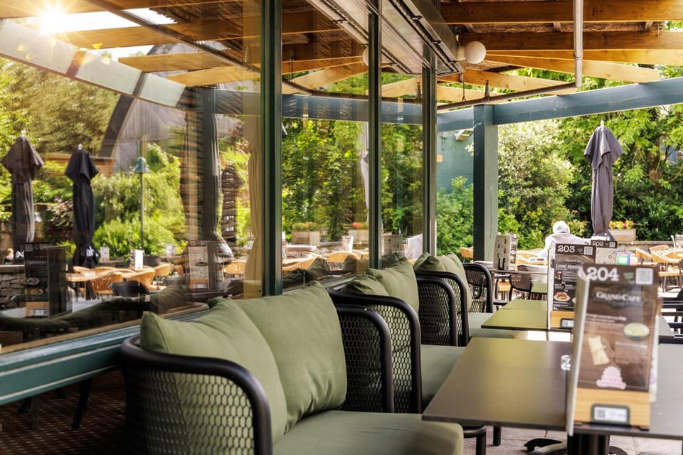 Hotel De Vossemeren by Center Parcs Hotel in Lommel