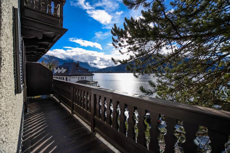 Seehotel zur Post Hotel in Tegernsee